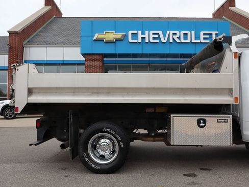 Used 2024 RAM 3500 Tradesman image 42