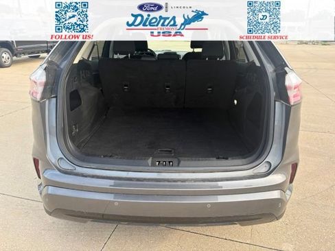 Certified 2022 Ford Edge SE w/ Black Appearance Package AWD/4WD image 5