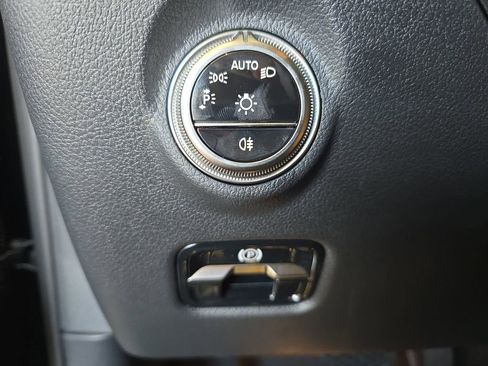 New 2026 Mercedes-Benz C 300 Sedan image 26