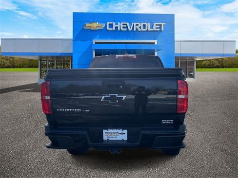 Used 2020 Chevrolet Colorado Z71 w/ Z71 Midnight Edition image 5