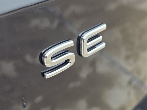 New 2026 Volkswagen Atlas SE FWD image 7