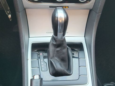 Used 2013 Volkswagen Passat 2.5 SE image 20