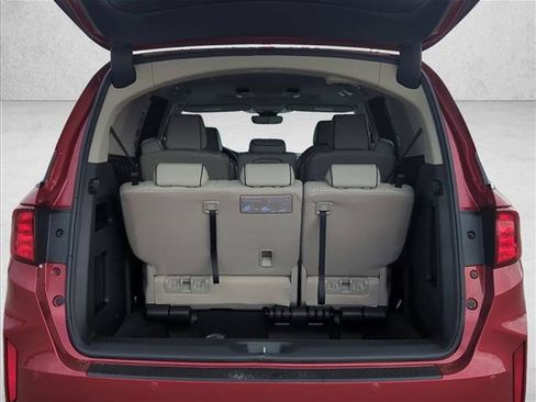 New 2026 Honda Odyssey Touring image 8