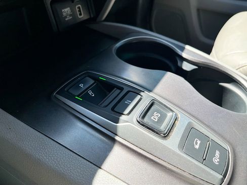 Used 2021 Honda Pilot EX-L image 16