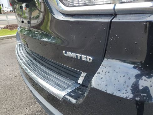Used 2017 Jeep Grand Cherokee Limited AWD/4WD image 6