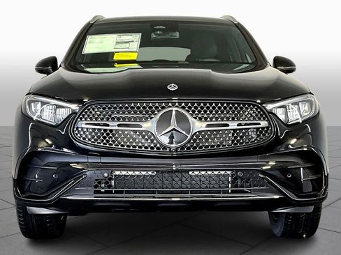 New 2026 Mercedes-Benz GLC 300 4MATIC image 2