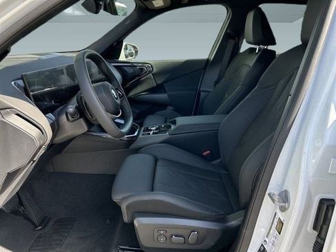 Used 2025 BMW X3 xDrive30i w/ Convenience Package image 5