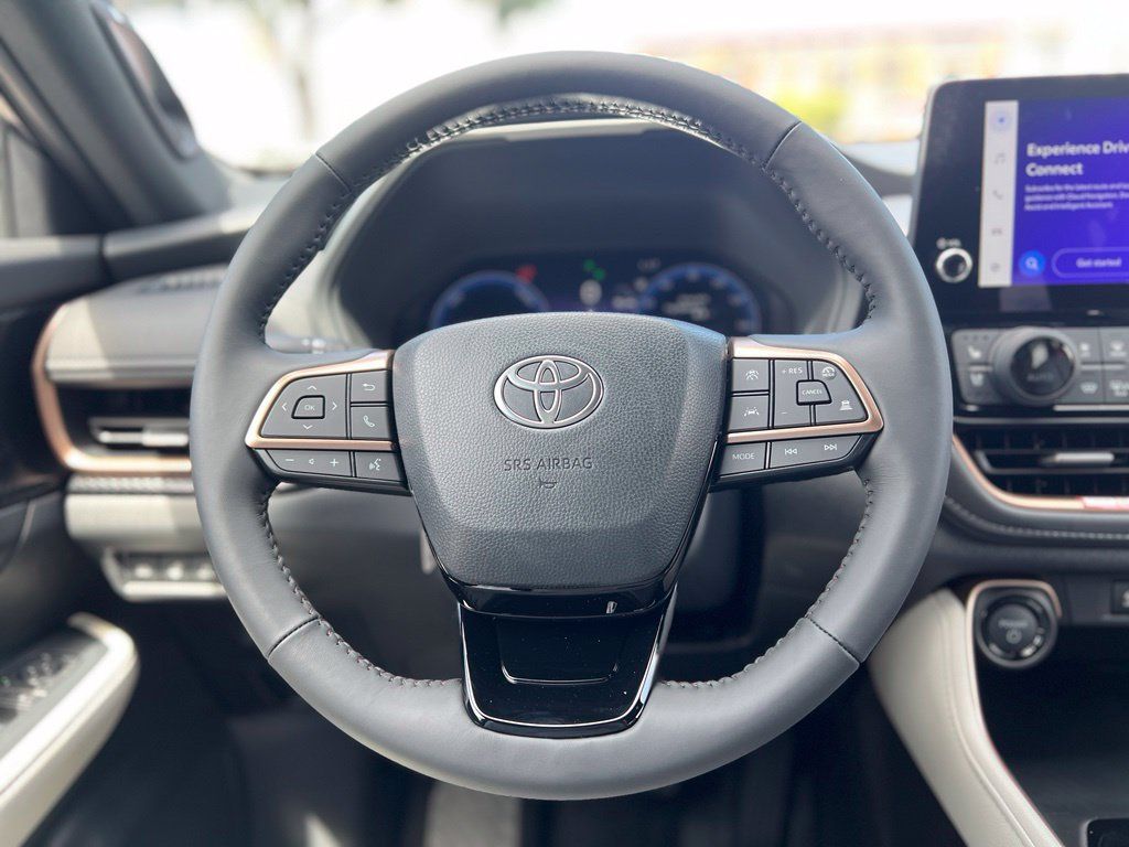 Certified 2026 Toyota Grand Highlander AWD Hybrid image 36