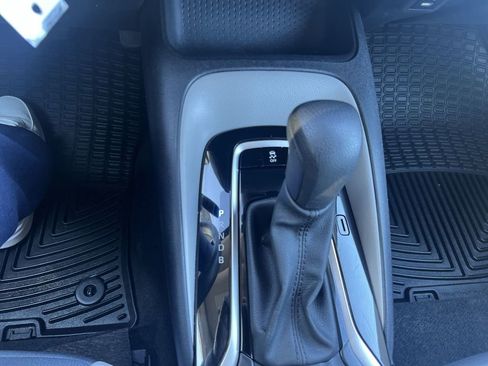 Used 2024 Toyota Corolla LE image 18