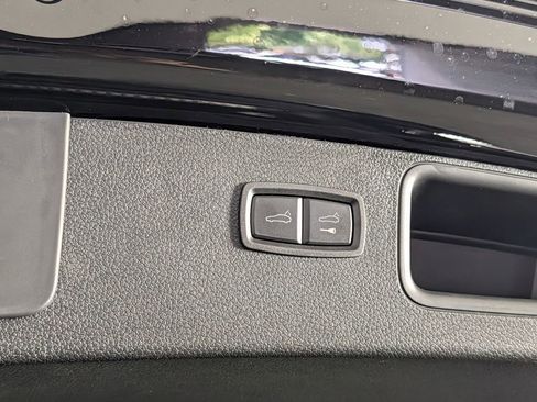 New 2026 Porsche Macan S AWD/4WD image 17