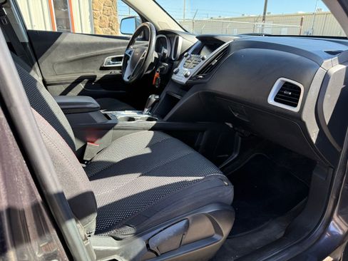 Used 2016 Chevrolet Equinox LT w/ Convenience Package image 14