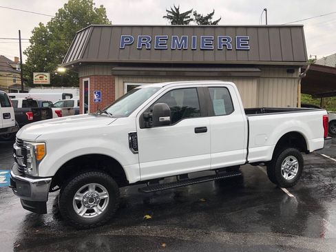 Used 2017 Ford F250 XL w/ Power Equipment Group AWD/4WD image 2