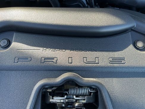New 2026 Toyota Prius Plug-In Hybrid image 12