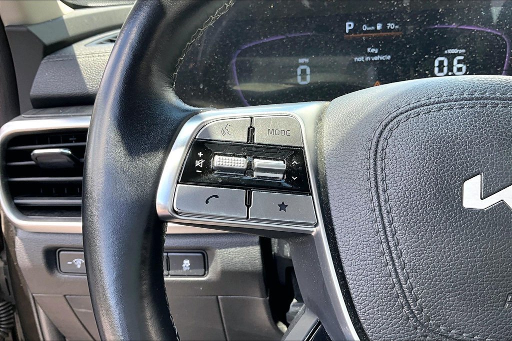 Used 2023 Kia Telluride EX AWD/4WD image 9