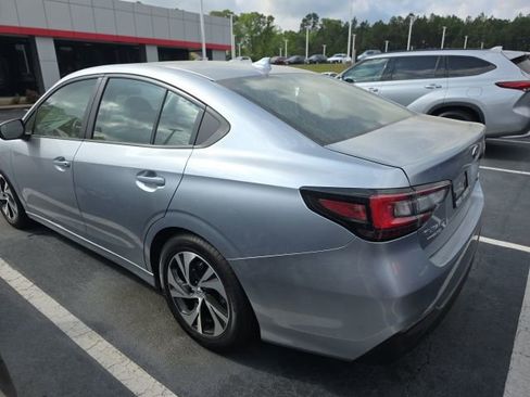 Used 2024 Subaru Legacy Premium image 4