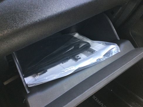 Used 2024 Chevrolet Equinox LT image 18