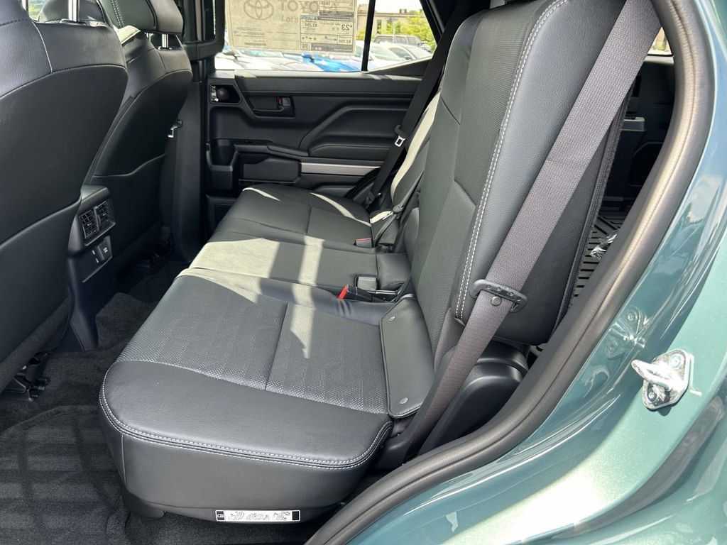 New 2026 Toyota 4Runner TRD Off-Road Premium AWD/4WD image 17