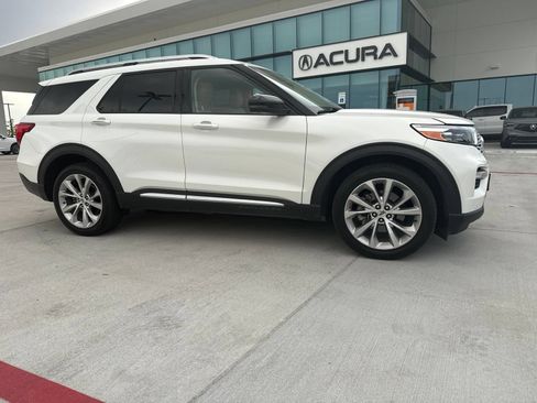 Used 2021 Ford Explorer Platinum w/ Equipment Group 601A AWD/4WD image 1