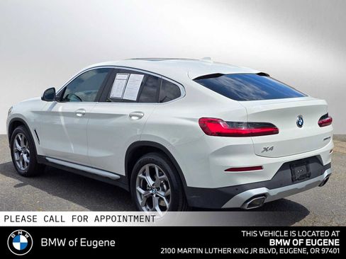 Used 2025 BMW X4 xDrive30i AWD/4WD image 5