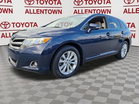 Used 2015 Toyota Venza LE AWD/4WD image 3