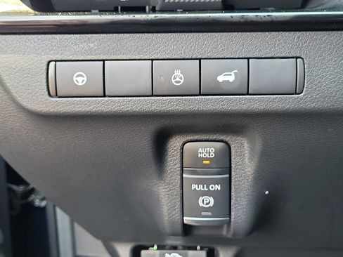 Used 2025 Nissan Murano SL AWD/4WD image 22