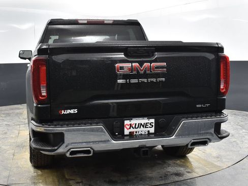 Used 2024 GMC Sierra 1500 SLT w/ X31 Off-Road Package AWD/4WD image 10