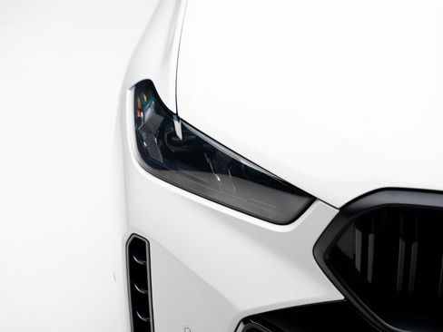 Used 2024 BMW X6 M60i w/ Dynamic Handling Package image 12