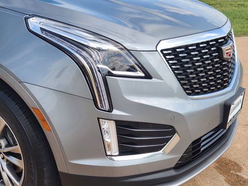 Used 2023 Cadillac XT5 Premium Luxury FWD image 12