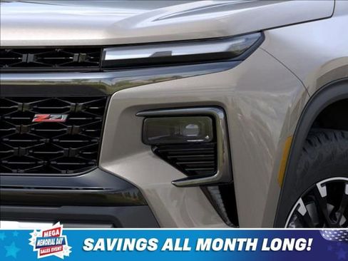 New 2026 Chevrolet Traverse Z71 w/ Driver Confidence Package AWD/4WD image 10