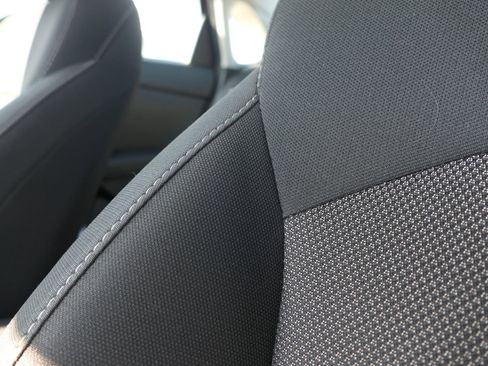 Used 2022 Kia Forte LXS image 18