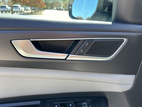 New 2026 Volkswagen Atlas Peak Edition AWD/4WD image 18