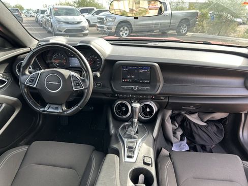 Used 2020 Chevrolet Camaro LT image 16