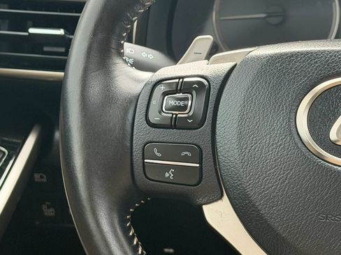 Used 2019 Lexus IS 300 w/ Premium Package RWD image 31