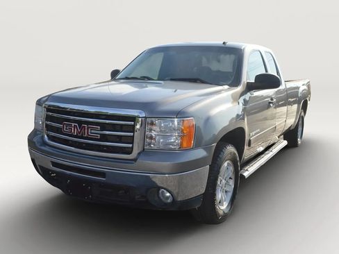 Used 2013 GMC Sierra 1500 SLE w/ Power Tech Package AWD/4WD image 2
