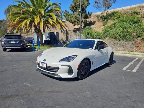 Used 2025 Subaru BRZ tS w/ Popular Package 2 RWD image 3