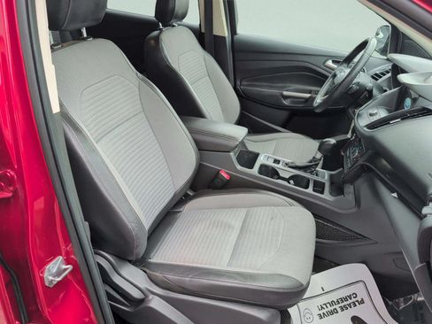 Used 2018 Ford Escape SE w/ SE Sport Appearance Package AWD/4WD image 29