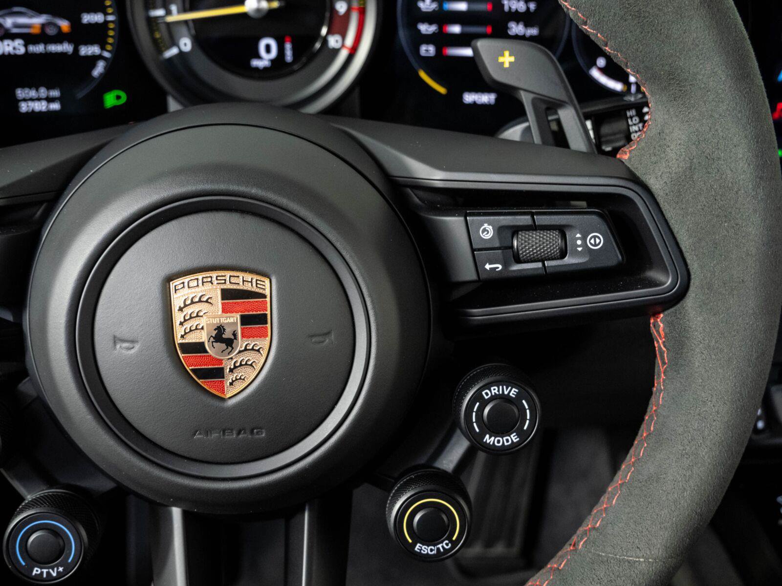 Certified 2023 Porsche 911 GT3 RS w/ Weissach Package RWD image 11