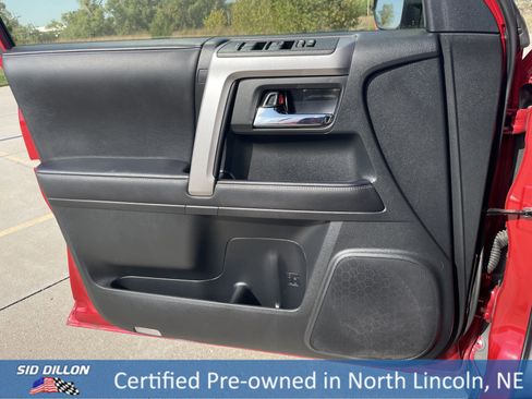 Used 2022 Toyota 4Runner SR5 image 17