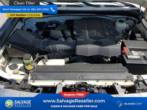 Used 2010 Toyota FJ Cruiser 4WD image 16