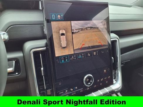 New 2026 GMC Yukon XL Denali w/ Denali Reserve Package AWD/4WD image 10