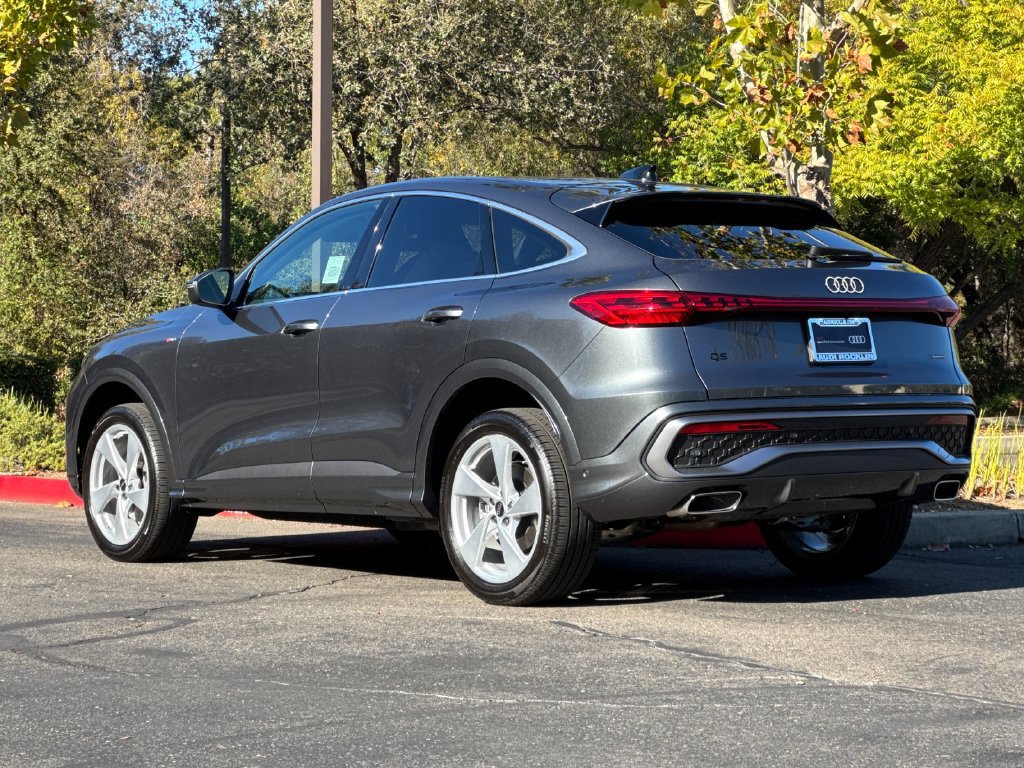 Used 2025 Audi Q5 Premium Plus AWD/4WD image 7