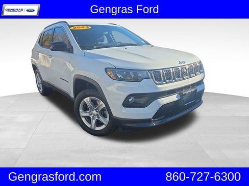 Used 2023 Jeep Compass Latitude w/ Sun and Sound Group image 1