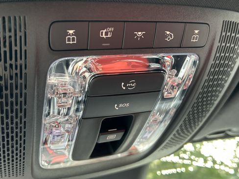 Certified 2025 Mercedes-Benz GLA 250 image 36