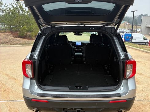 Used 2023 Ford Explorer ST-Line w/ Class IV Trailer Tow Package RWD image 7