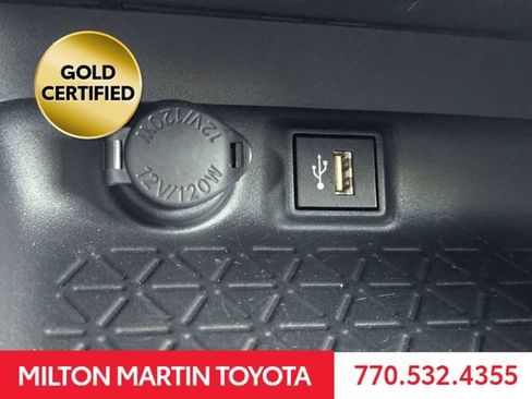 Certified 2025 Toyota RAV4 XLE FWD image 21