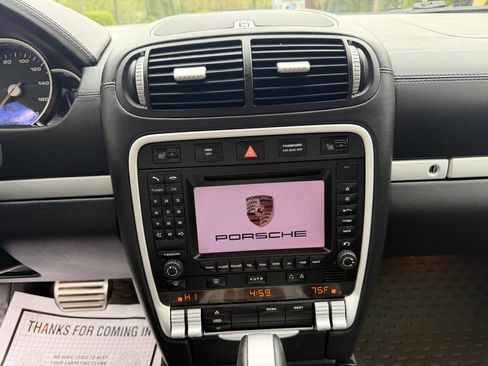 Used 2008 Porsche Cayenne Turbo image 20