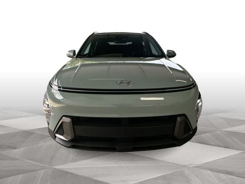 Used 2024 Hyundai Kona SEL FWD image 3
