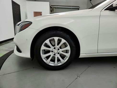 Used 2017 Mercedes-Benz E 300 image 32