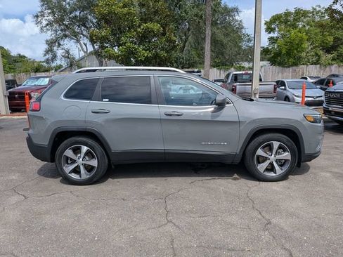Used 2021 Jeep Cherokee Limited AWD/4WD image 2