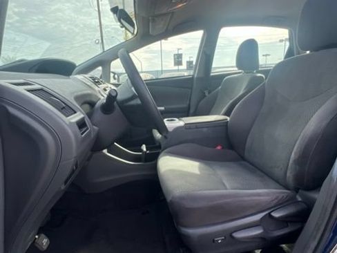 Used 2014 Toyota Prius V Three FWD image 22
